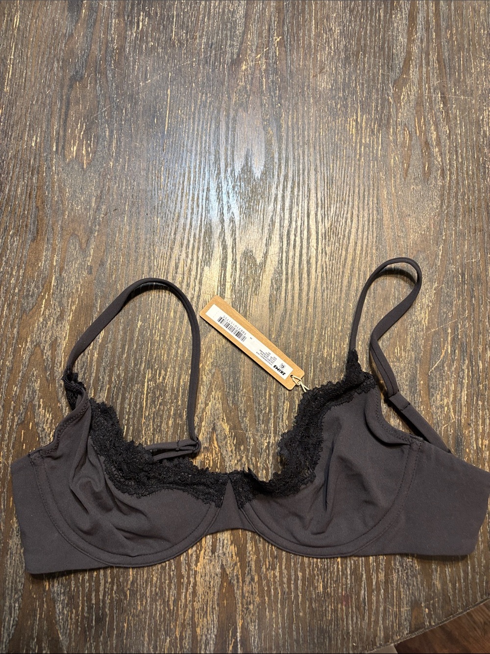 SKIMS Black Lace-Trim fits everybody unlined Demi bra 34C NWT Bra